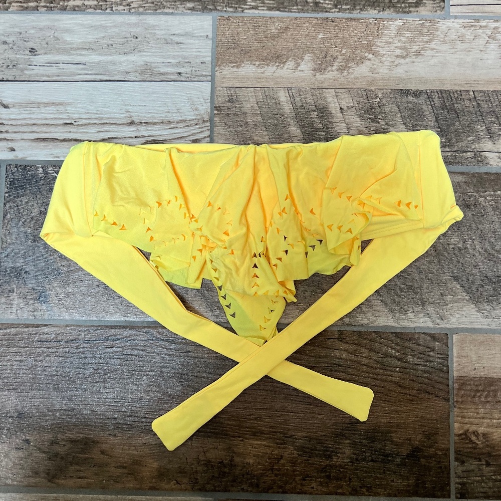 L*Space Ruffle Bandeau Bikini Top SM